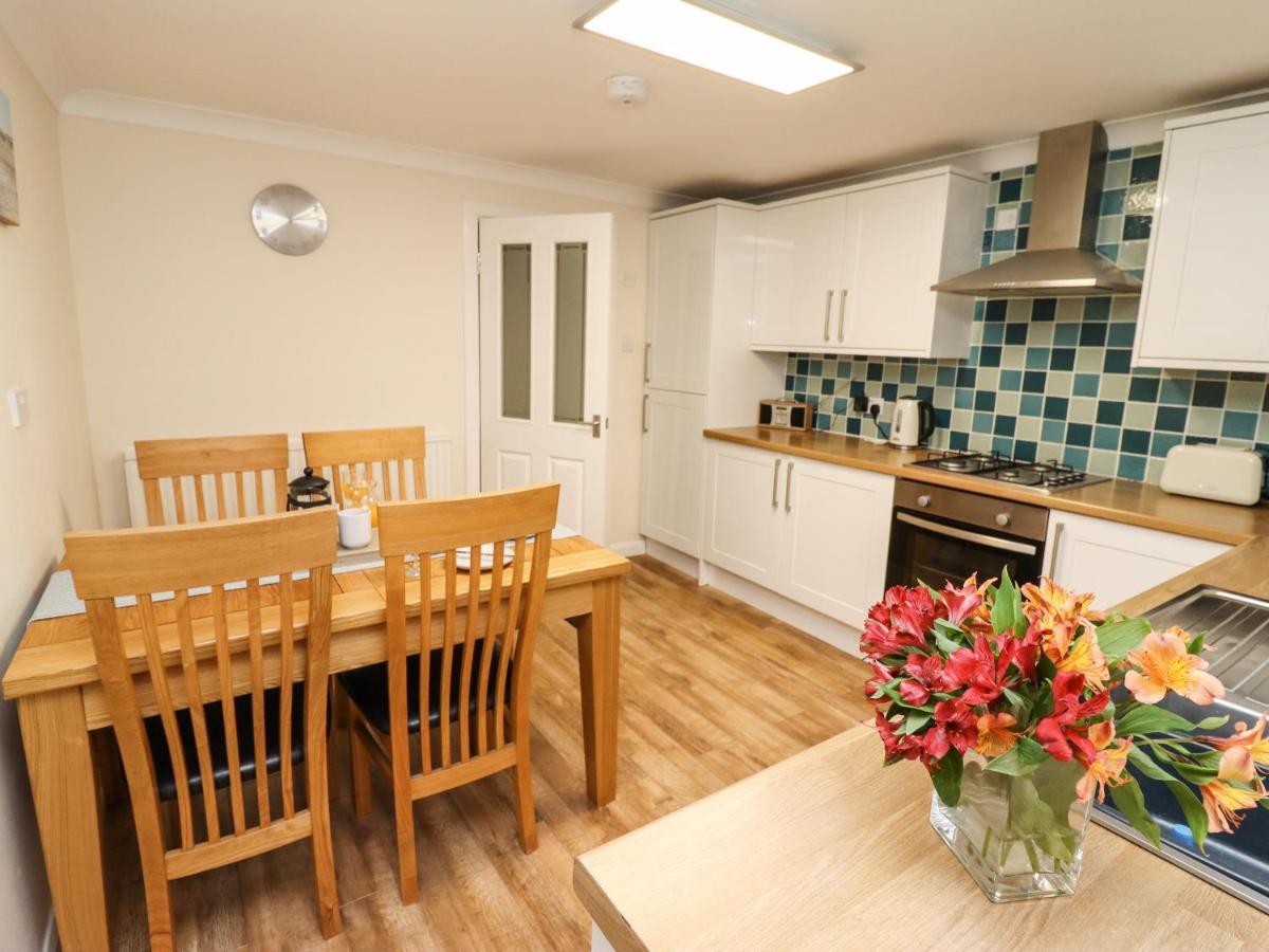 Station View Villa Whitby Ngoại thất bức ảnh
