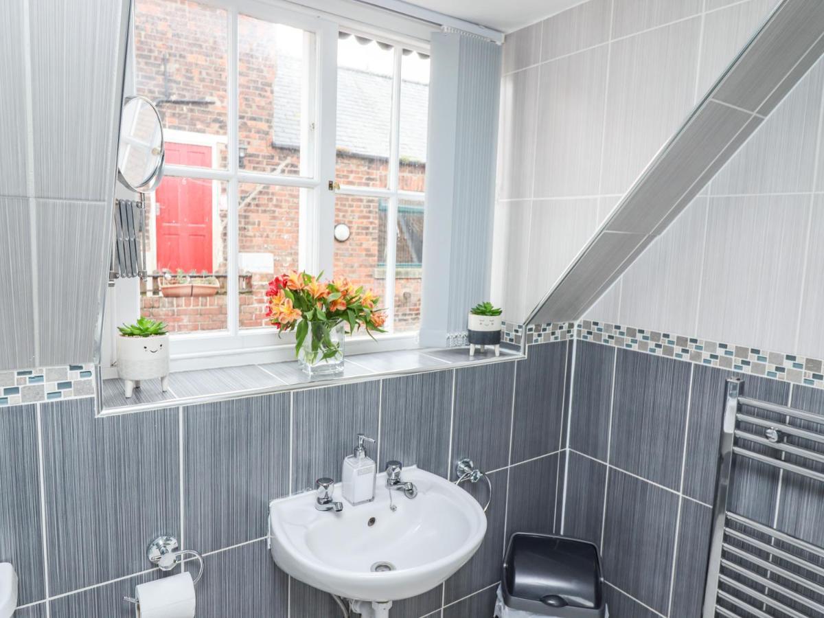 Station View Villa Whitby Ngoại thất bức ảnh